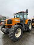 Renault Ares 825 RZ  amortyzacja kabiny