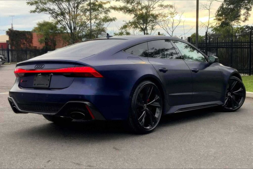 Audi RS7 quattro      2021