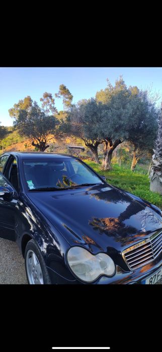 VENDO MERCEDES 220 cdi  CLASSE C Automático