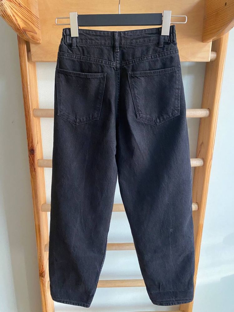 Жіночі джинси Bershka | Чорні | Розмір EUR 34