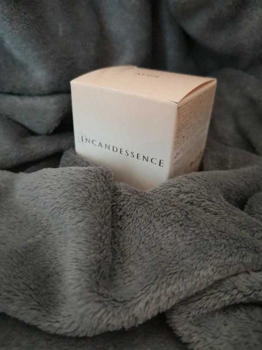 AVON Incandessence 50 ml