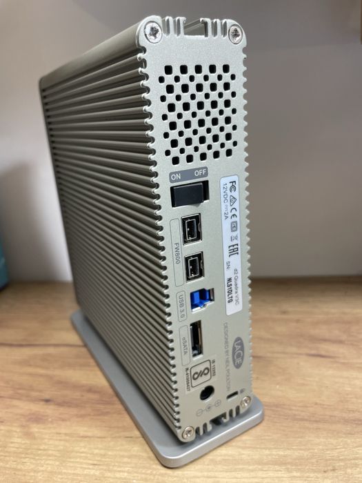 Зовнішній жорсткий диск LaCie d2 Quadra v3c 4 tb