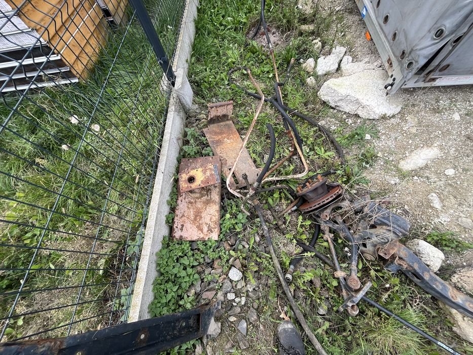 Ostrowek pompa hydrauliki czesci pozostalosci