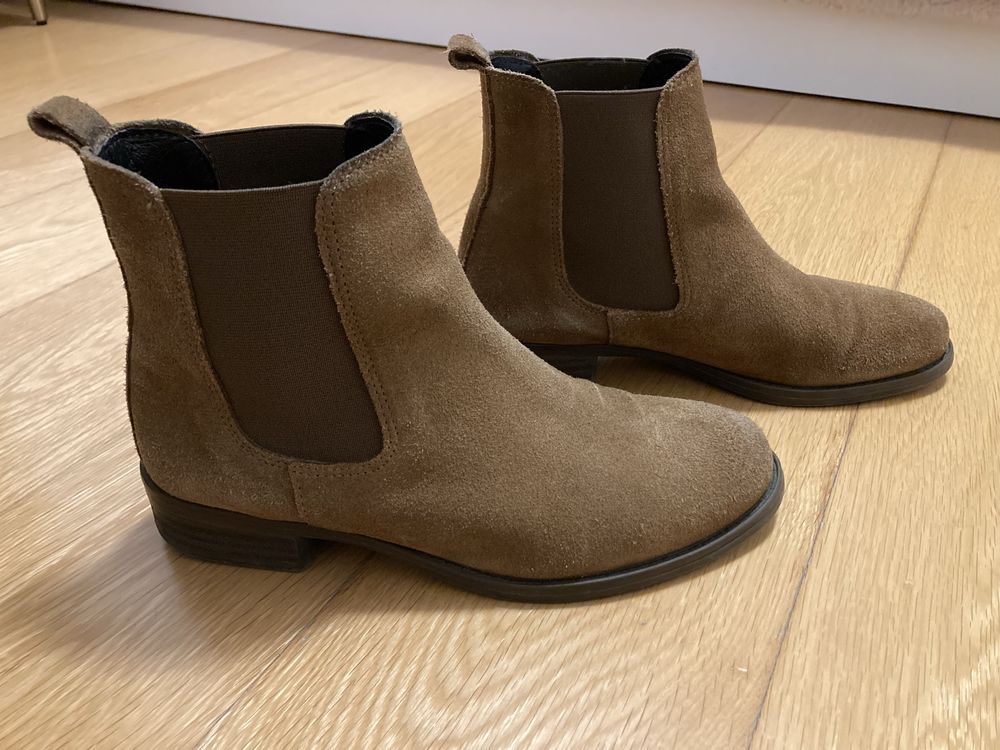 Botins pele camel