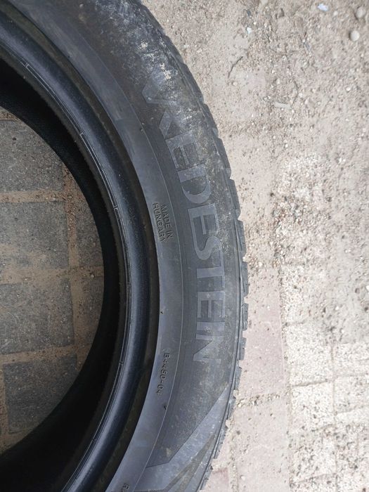 2x używane opony wielosezonowe 235/50 R18 Vredestein Gwarancja Montaż