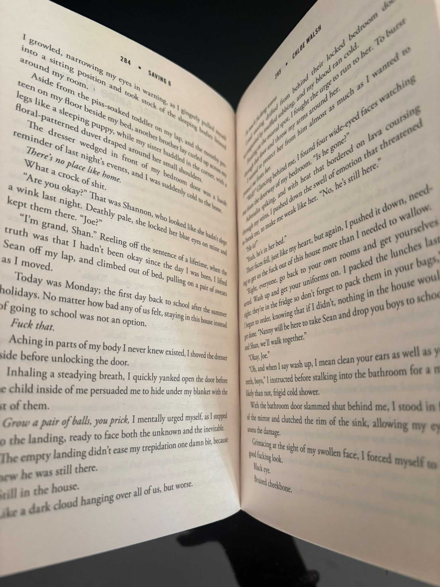 Livro Saving 6 Chloe Walsh