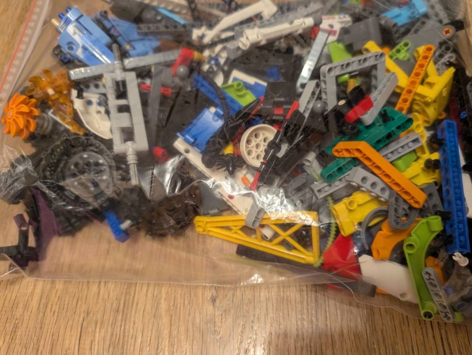 Klocki LEGO technic mix oryginalne ok 1.1 kg