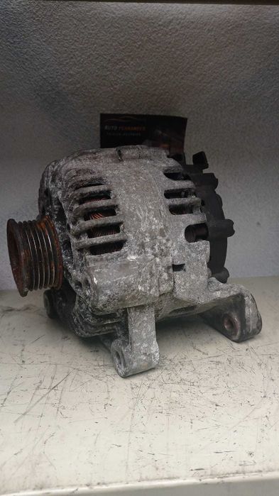 Alternador BMW Serie 1    Ref: 7 7 9 7 5 1 9 A I 0 1