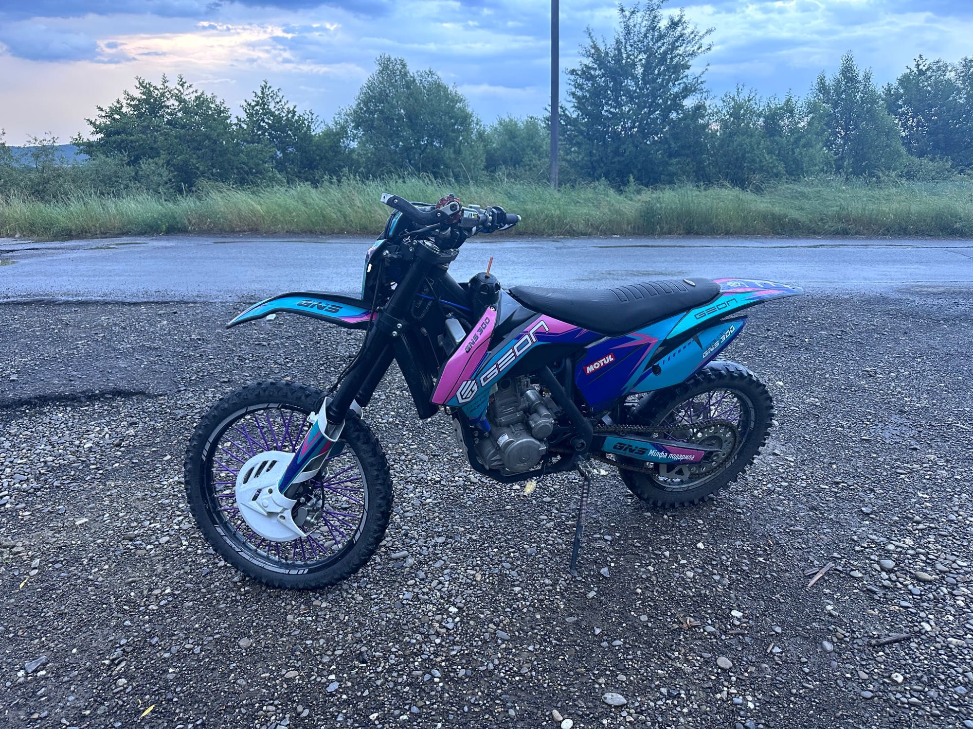 Продам геон гнс 300