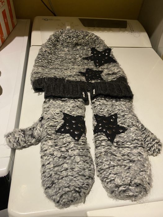 Zestaw Barts czapka i rękawiczki