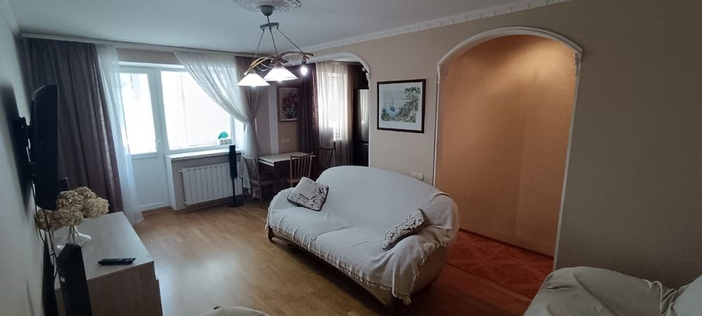 Продаю 3х комнатную квартиру. Бугский Бульвар