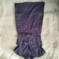 Vestido roxo ajustado ao corpo