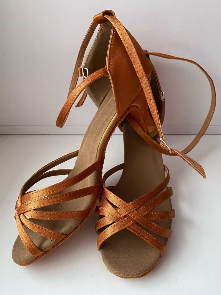 Buty do tanca 38 + nakładki