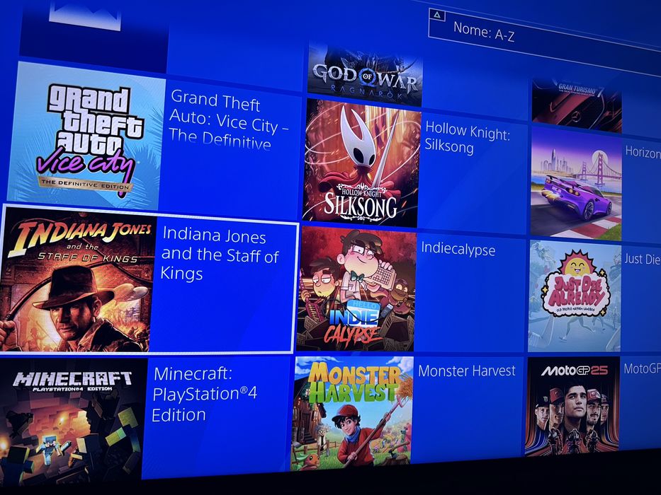 PlayStation 4 Pro 1tb Desbloqueada + 2 Comandos