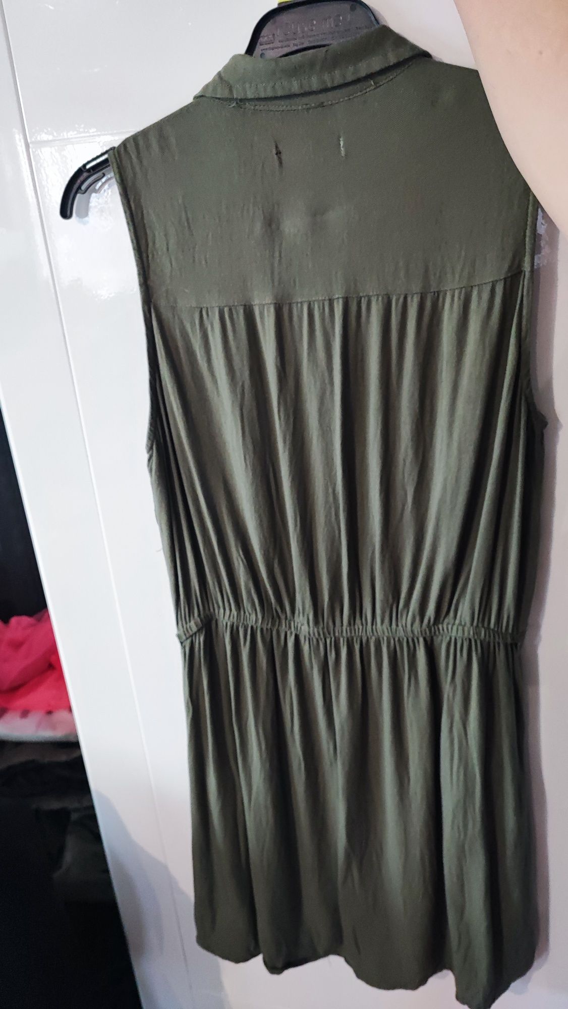 Sukienka Sinsay, rozmiar S, cena 15zł, długość 77cm, paszki 48cm, pas