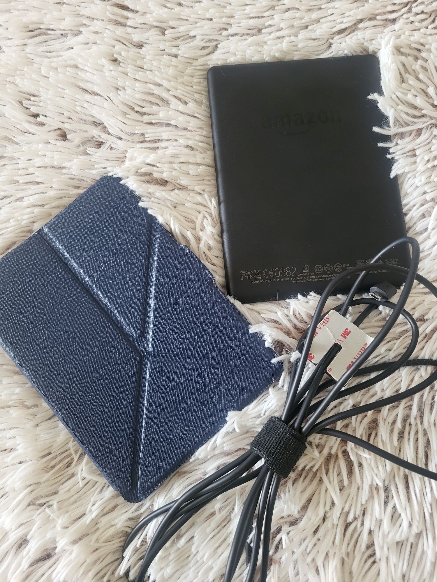 Електронна книга Amazon Kindle 8 Gen (2016) SY69JL 6" WiFi