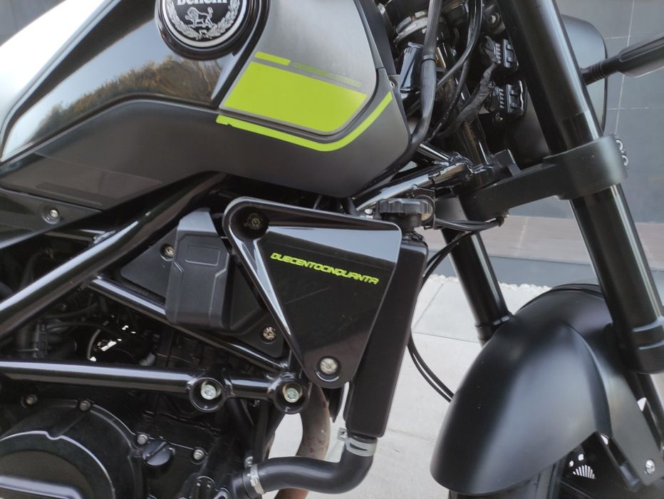 Benelli Leoncino 250