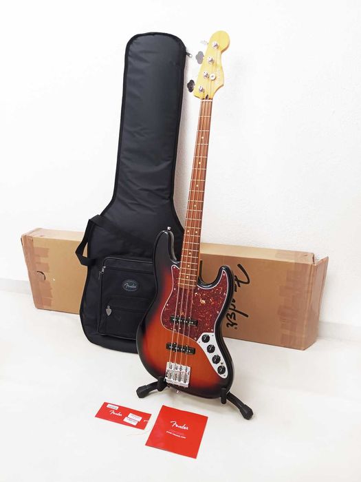 Fender Player Plus Jazz Bass - Novo
