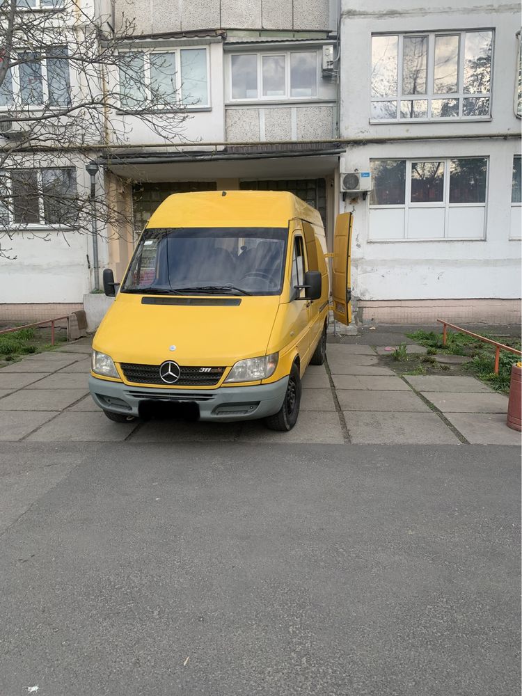 Грузоперевозки Киев ,частник недорого грузовое такси переезды,перевозк