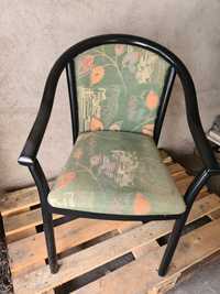 Fotel gięty, drewniany, kubełkowy, tapicerowany w b dobry stanie!