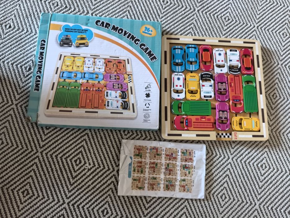 InteraktyInteraktywna, drewniana gra Car Moving łamigłówka parking