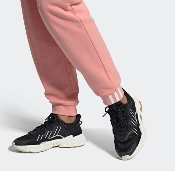 Кросівки жіночі "Adidas Ozweego"  FZ2017