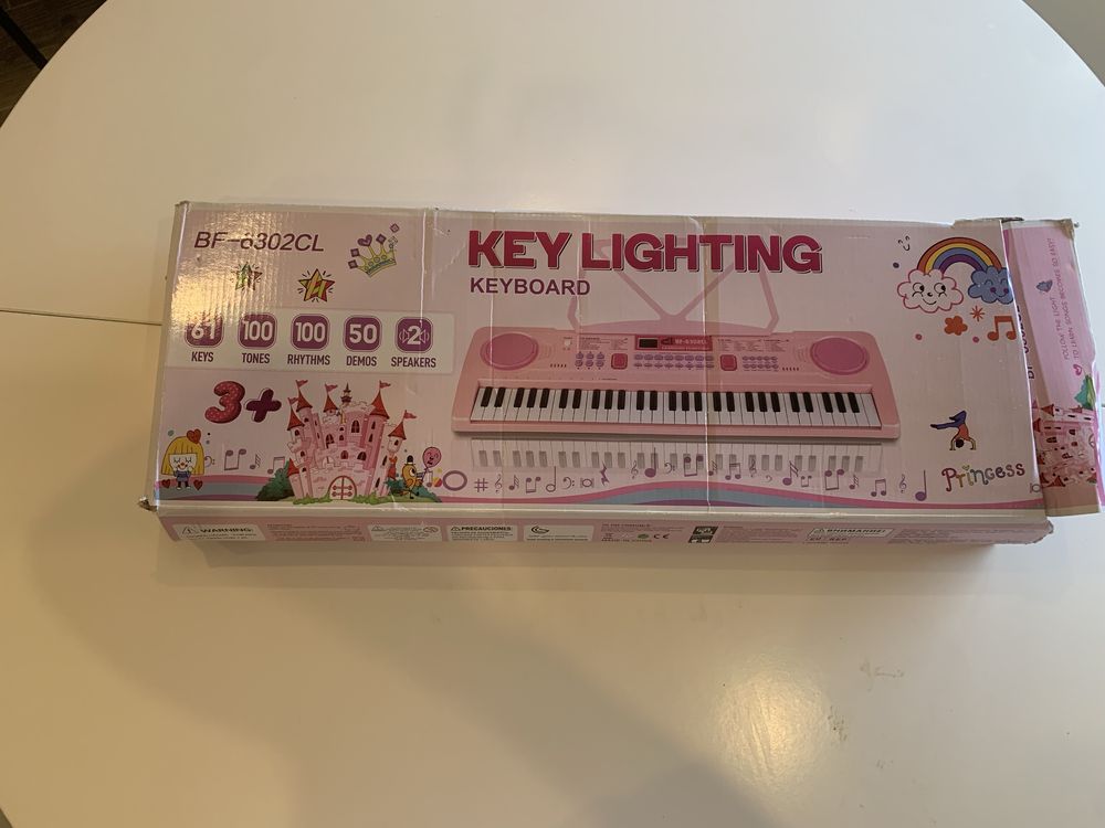 Teclado infantil com microfone  – 25€