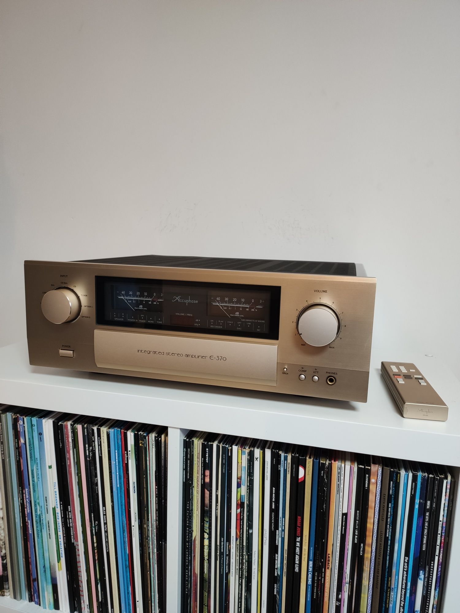 Wzmacniacz zintegrowany Accuphase E-370