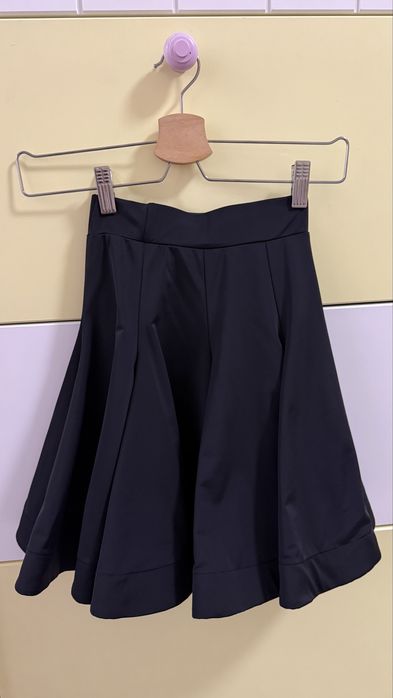 Сукня бейсік, чорно-біла, 32 розмір, на 6років