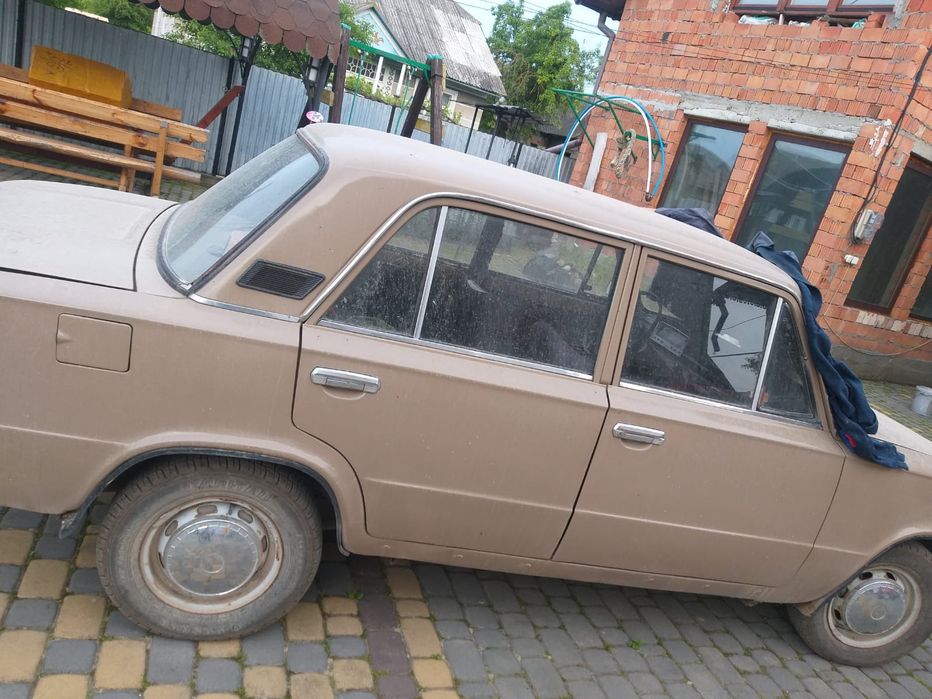 Продається ВАЗ 21011 машина на ходу машина в хорошому стані..