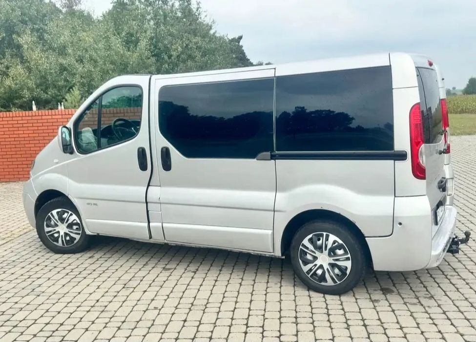 Renault Trafic Renault trafic 115KM 2011 rok