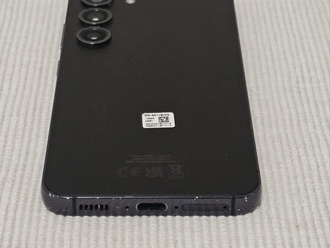 Samsung s23 8/128 black повернення коштів Київ доставка