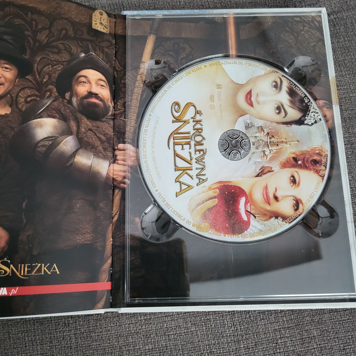 DVD plus książka "Królewna Śnieżka"
