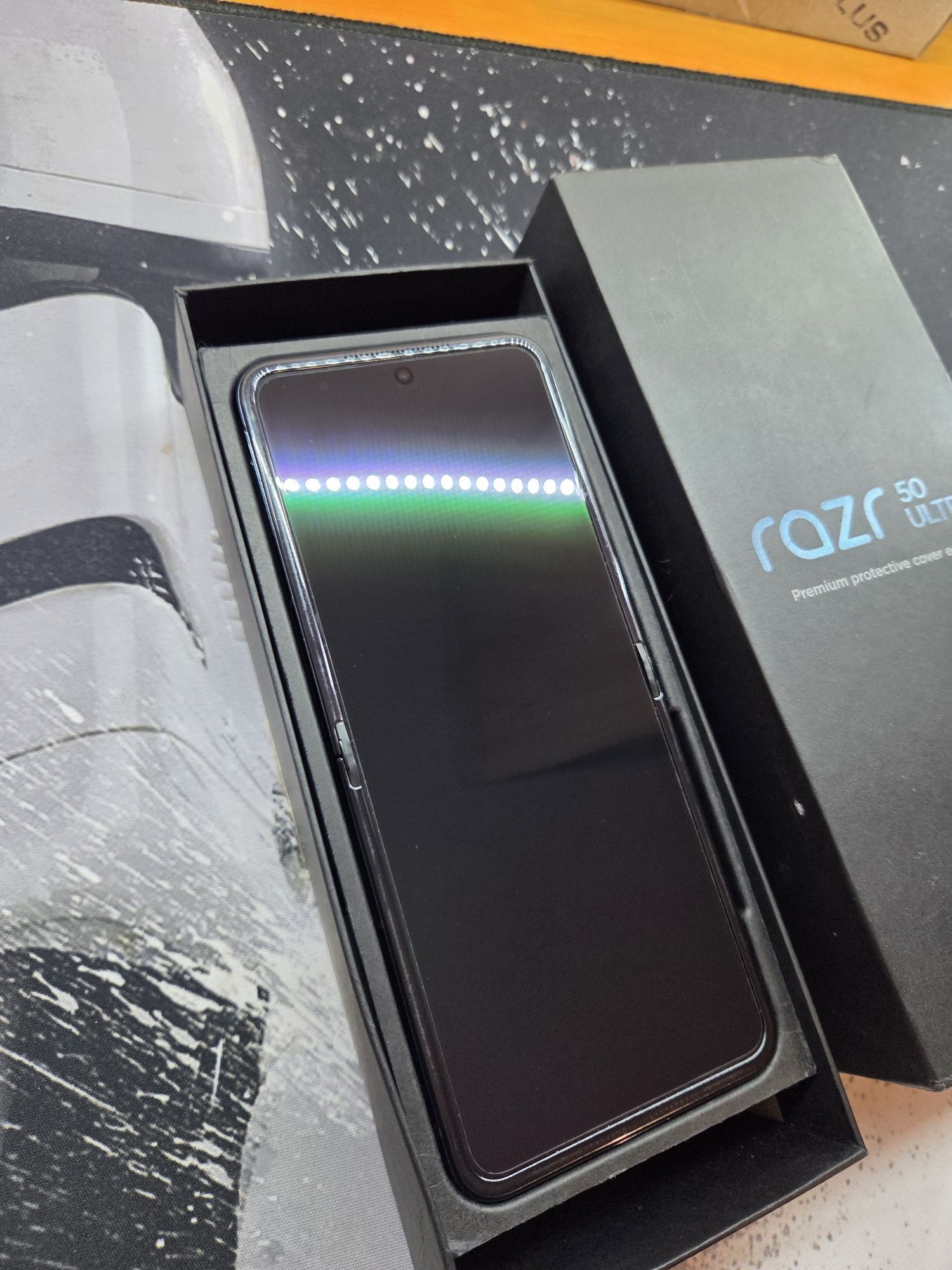 Motorola Razr 50 Ultra Violet 512 Gb Global