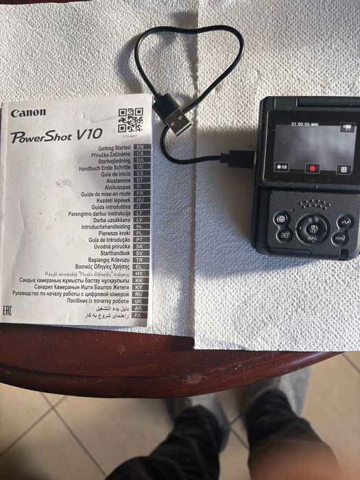 Kamera Canon Powershot V10