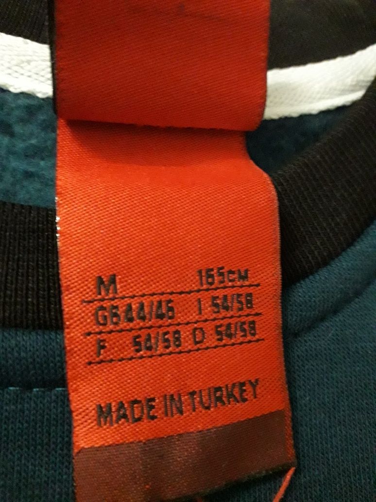 Продам кофту на флисе на мальчика