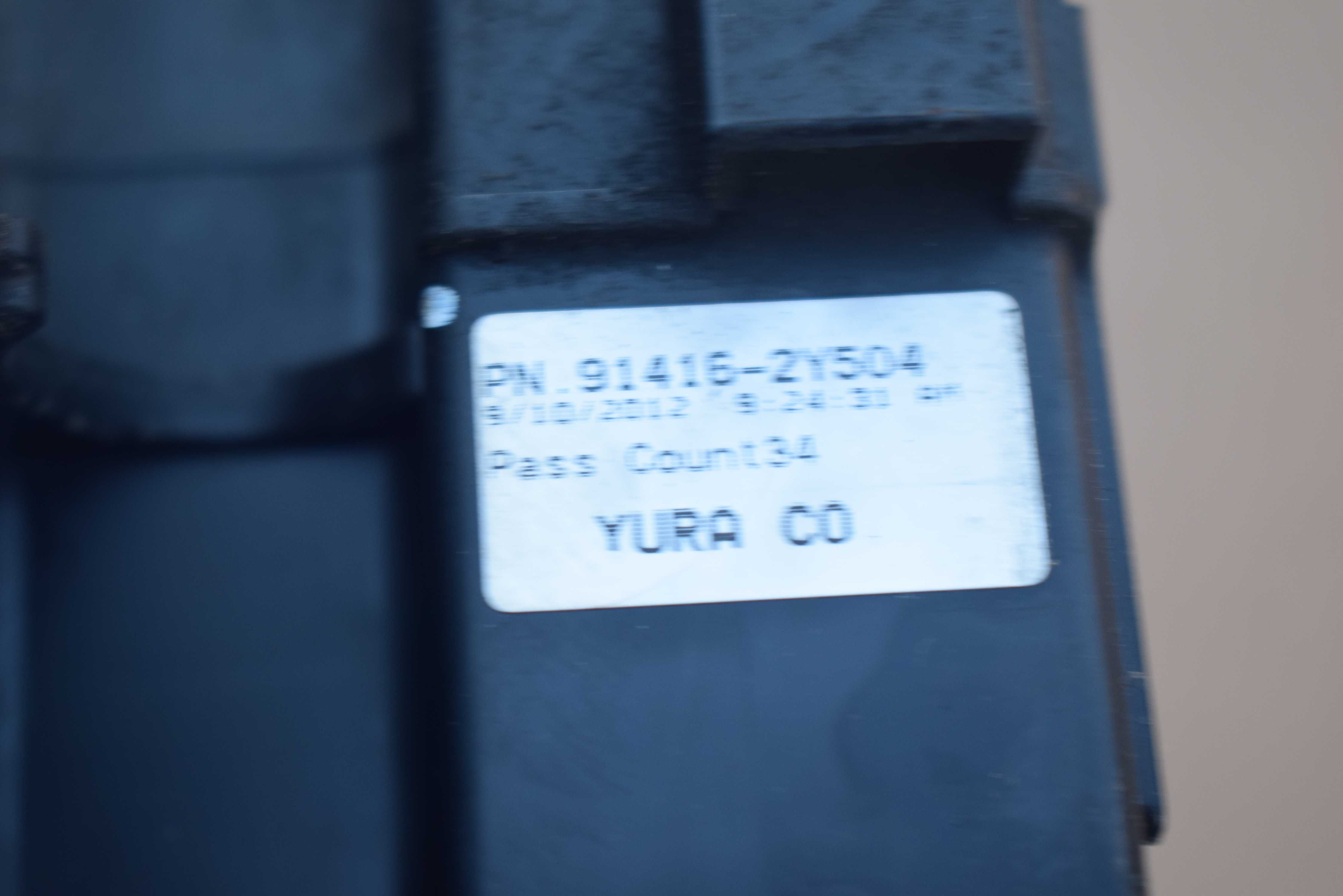 skrzynka puszka bezpieczników HYUNDAI IX35 2.0 CRDI 11R.91416-2Y504