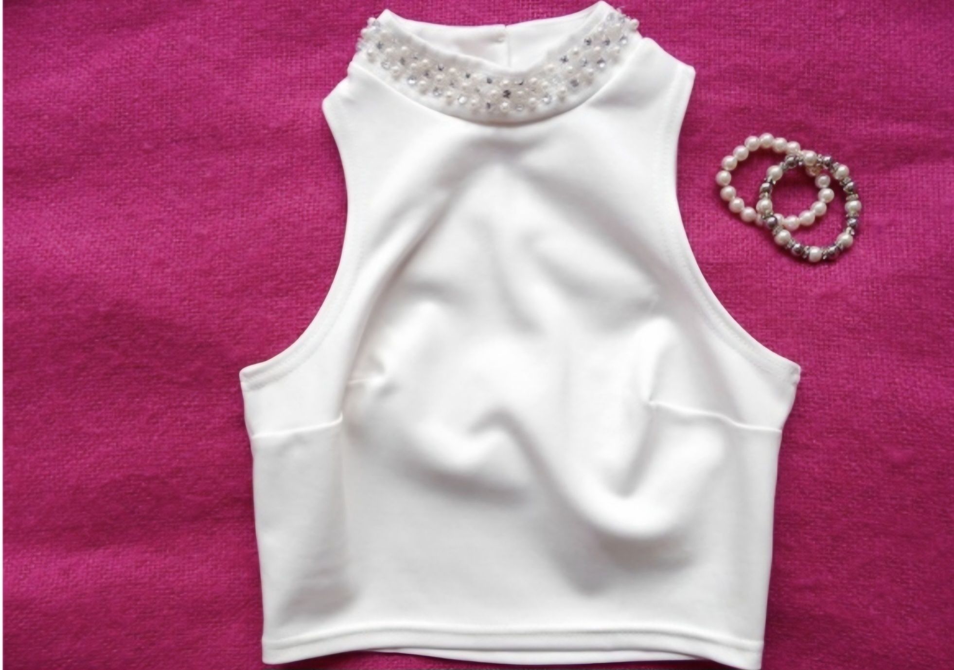 Biały crop top S