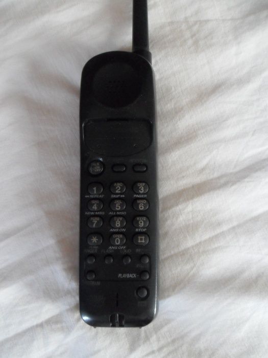 Радиотелефон PANASONIC KX-TC 1500 B с цифровым автоответчиком