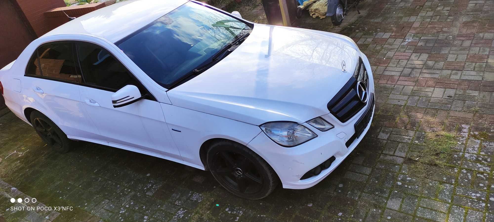 MERCEDES E klasa W 212 . 2010r 260 000 km . zamiana