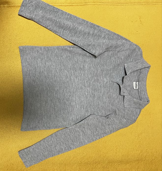 Продам б/в поло на хлопчика до школи