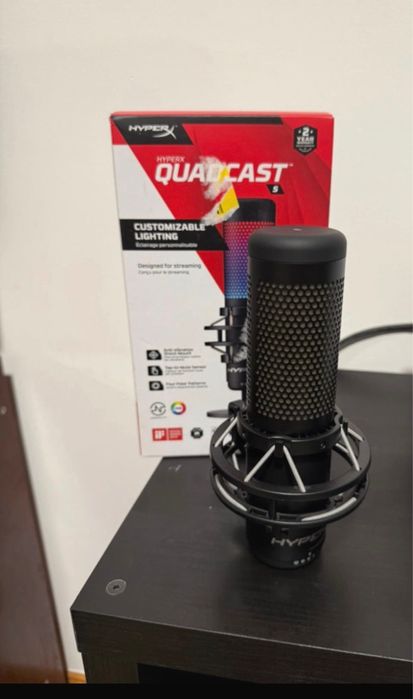 Microfone HyperX QuadCast S – Perfeito para Streaming e Gaming