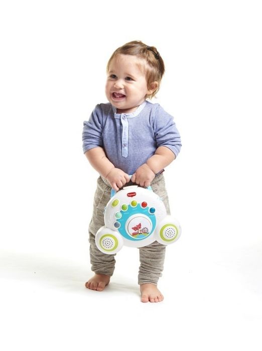 Tiny love karuzela zabawa na łące