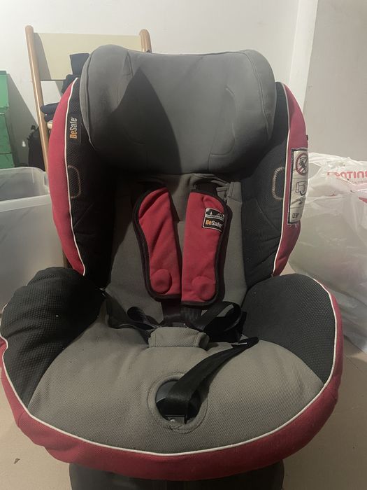 Cadeira para crianca em muito bom estado