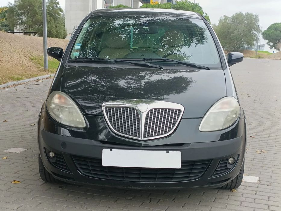 Lancia Musa 1.3 16V M-jet Oro Executive