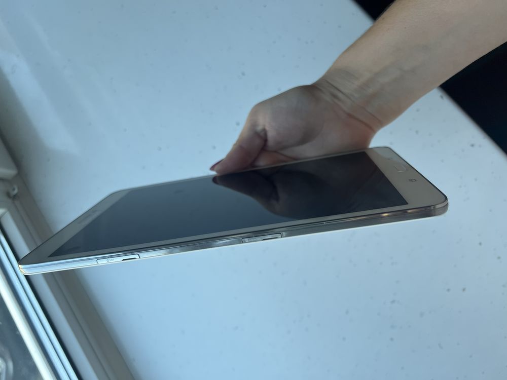 Продаю планшет Samsung  Galaxy Tab Pro 8.4