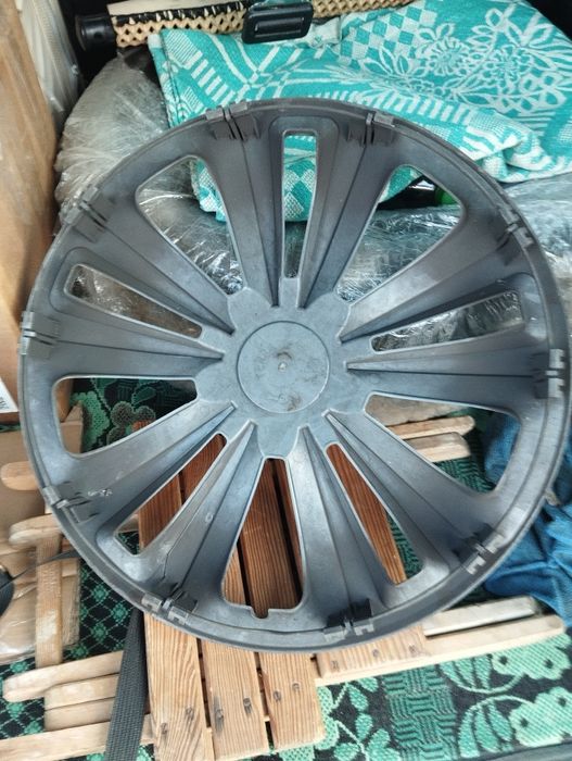 Продам ковпаки бу р-16