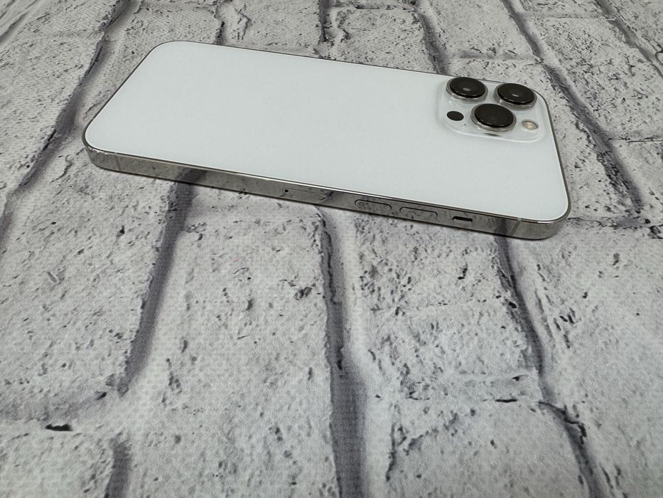 Iphone 13 Pro Max 256gb neverlock Silver 620$