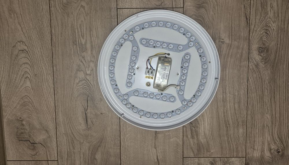 Люстра под ремонт