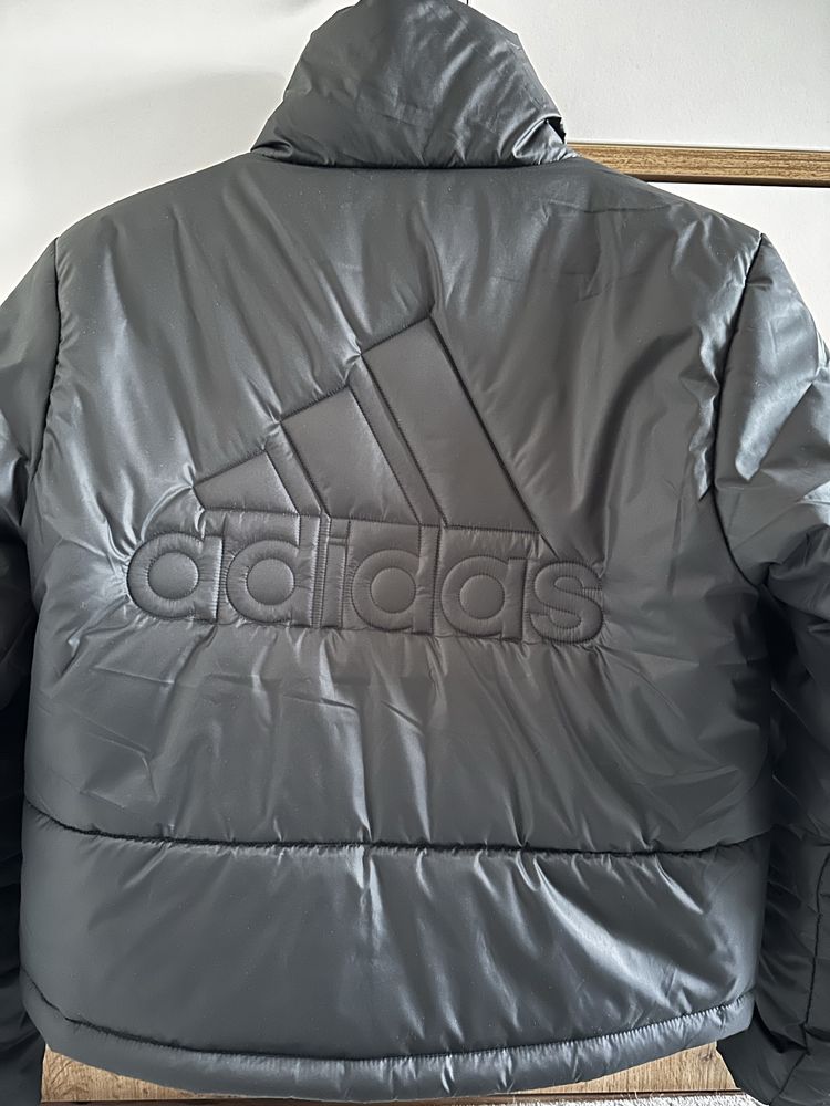 Куртка Adidas женская